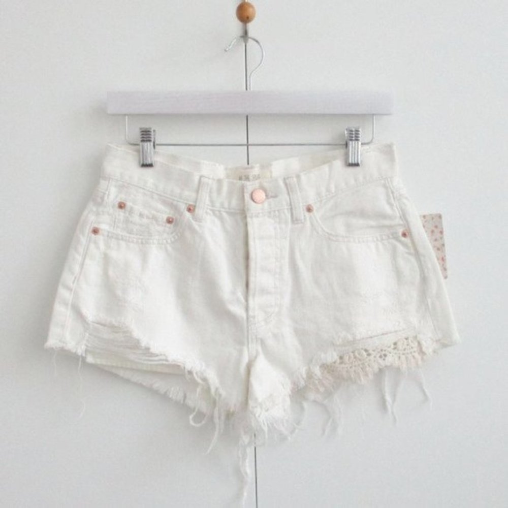 Free People Daisy Chain Lace Shorts Size 27